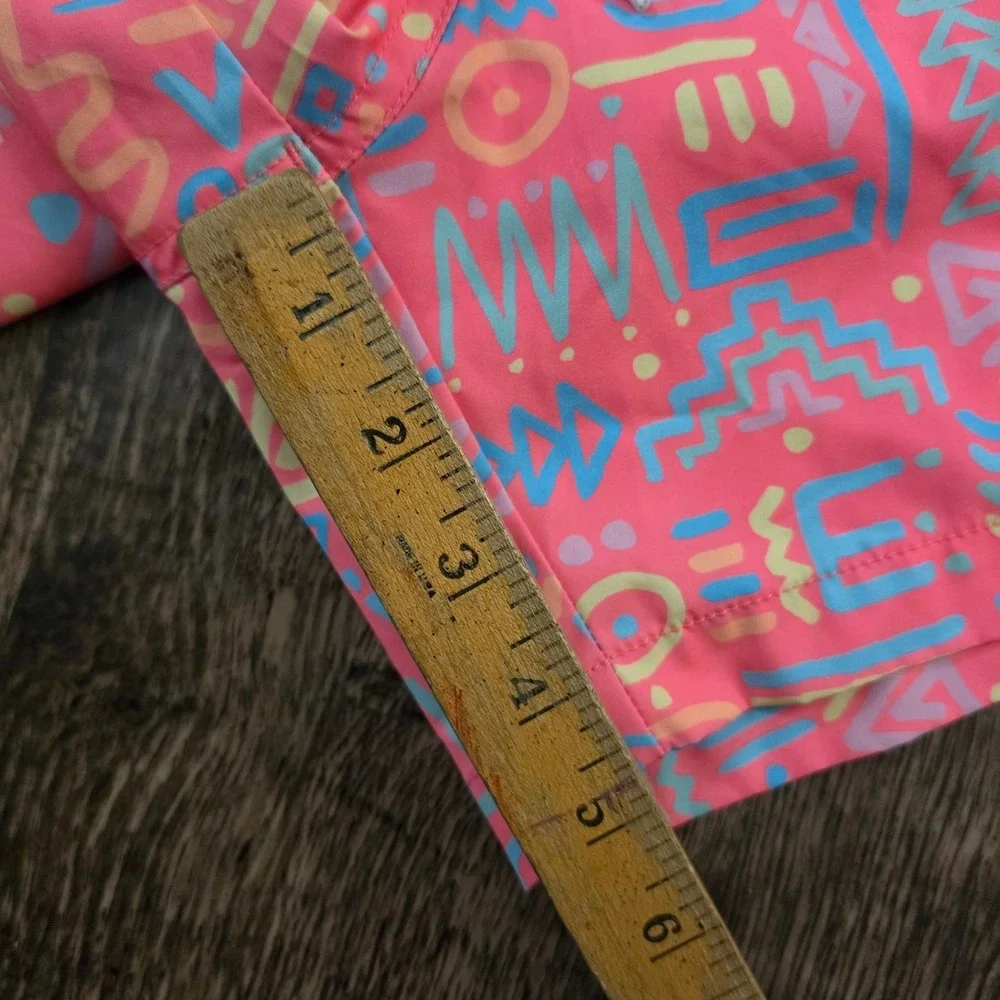 CHUBBIES Swim Trunks Mens Small Pink Retro Geometric Tribal Print 5.5